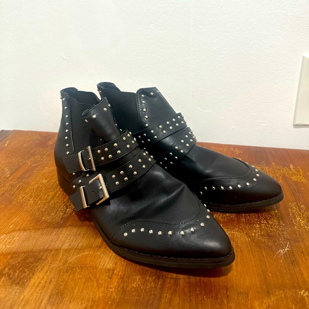 asos pointed studded chelsea boot